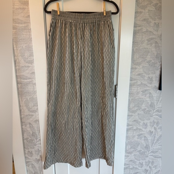 Express Pants - Express Wide Leg Pant Pinstripe Pattern Casual Lightweight Sz Small